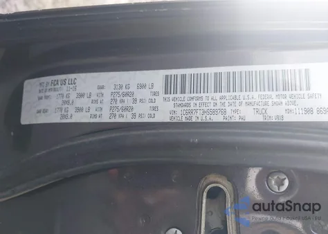 2017 Ram 1500 Express 4X4 6'4 Box z USA, uszkodzony, nr VIN 1C6RR7FT3HS589768